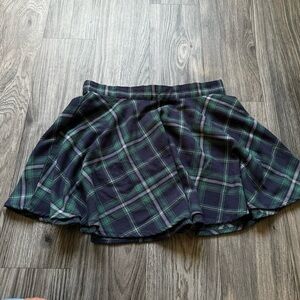 ✨5/$25 item! Aeropostale Green and Blue Mini Skater Skirt